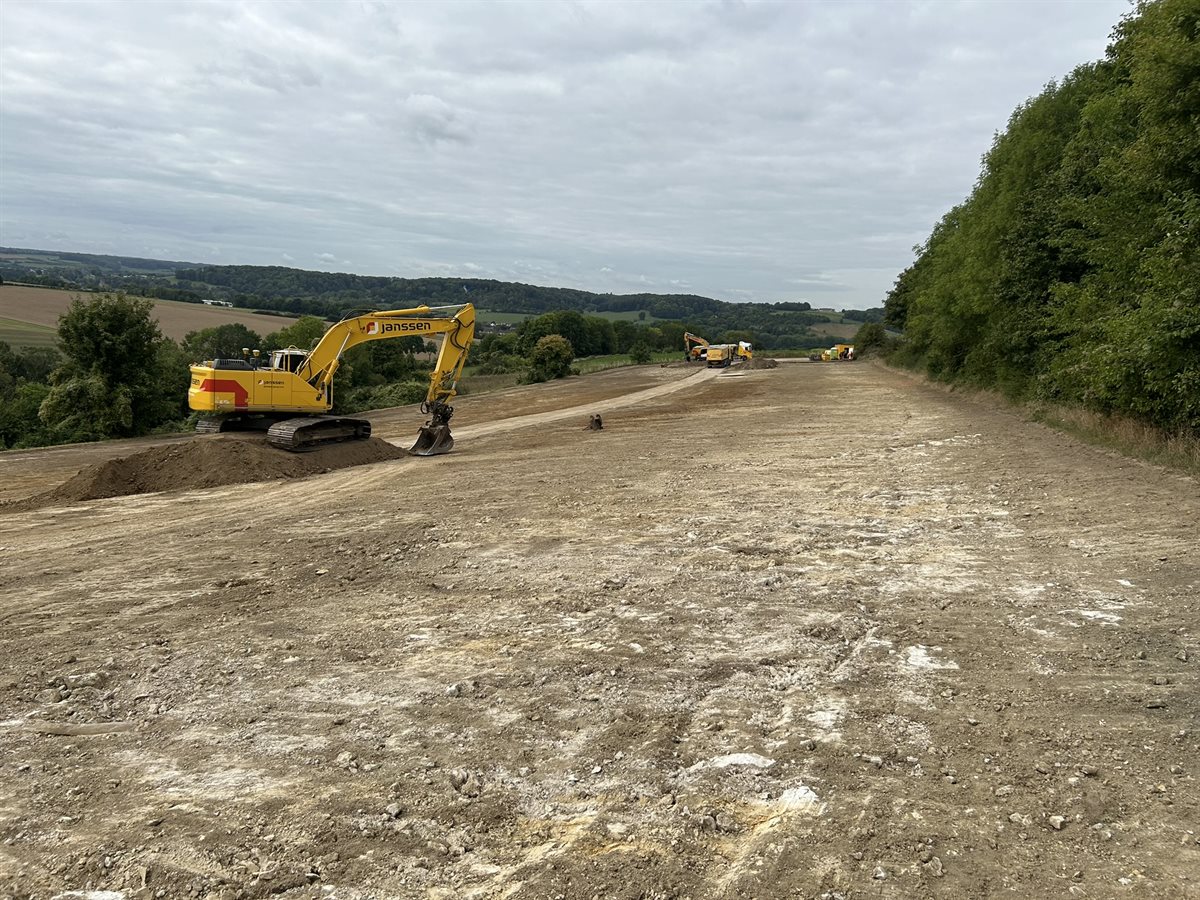 Ontgraving van de Fromberg door een machine