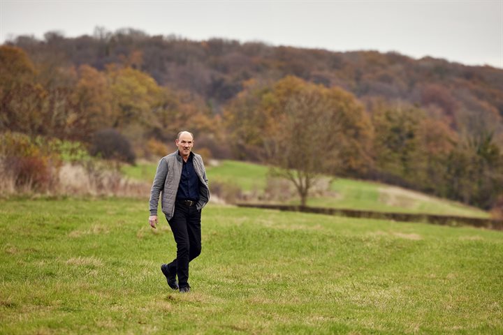 Leon Hupperichs wandelt over zijn land