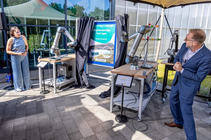 Opening van de Brightlands High Tech Agro-faciliteit