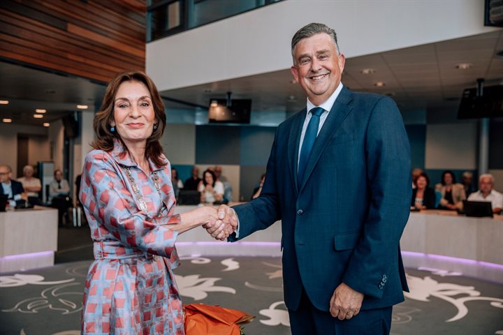 burgemeester Schmalschläger en gouverneur Roemer